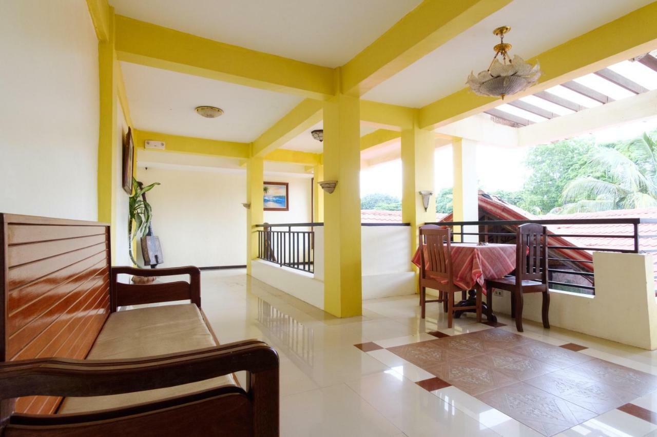 OYO 621 De Loro Inn Puerto Princesa Buitenkant foto