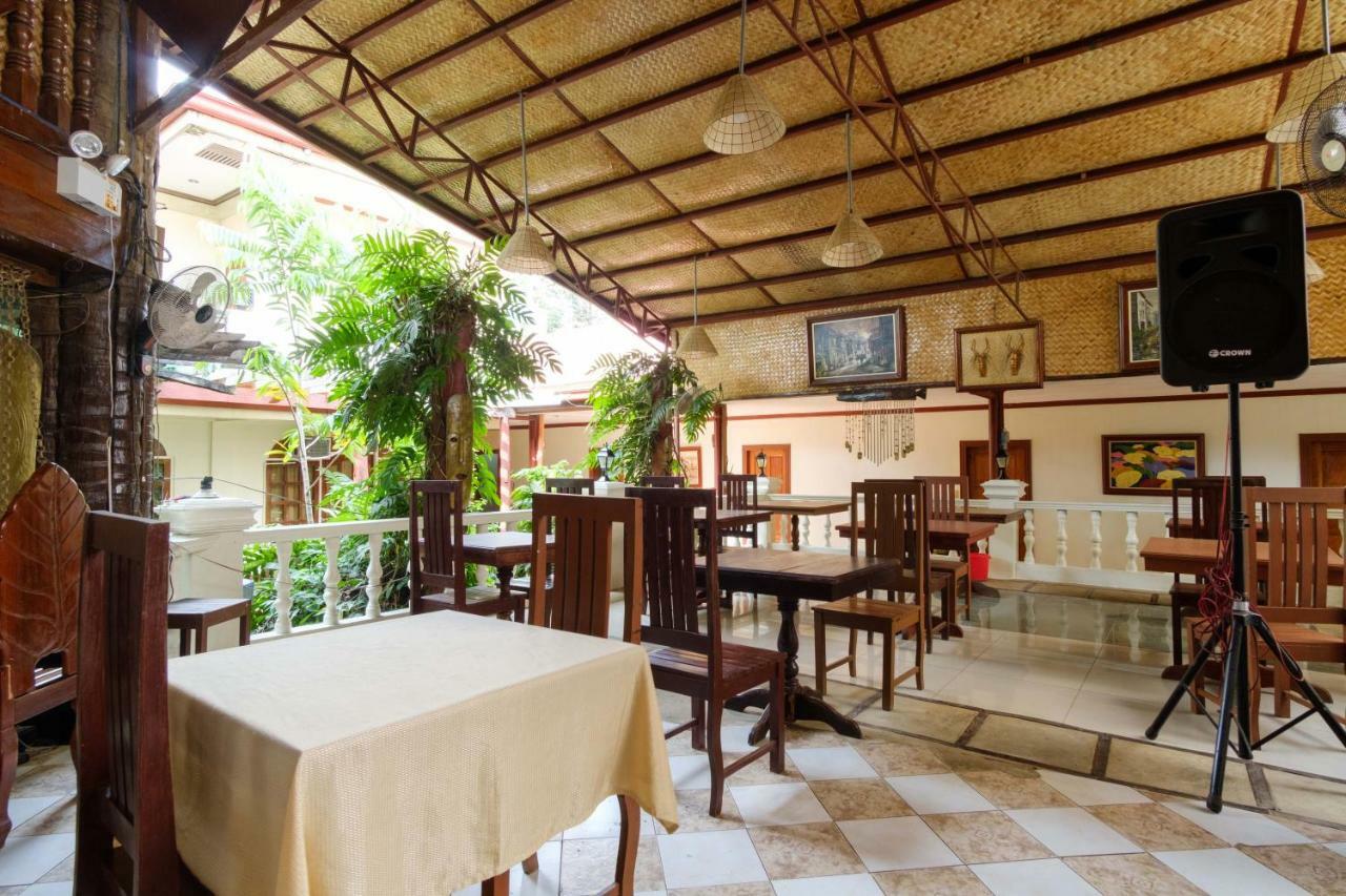 OYO 621 De Loro Inn Puerto Princesa Buitenkant foto