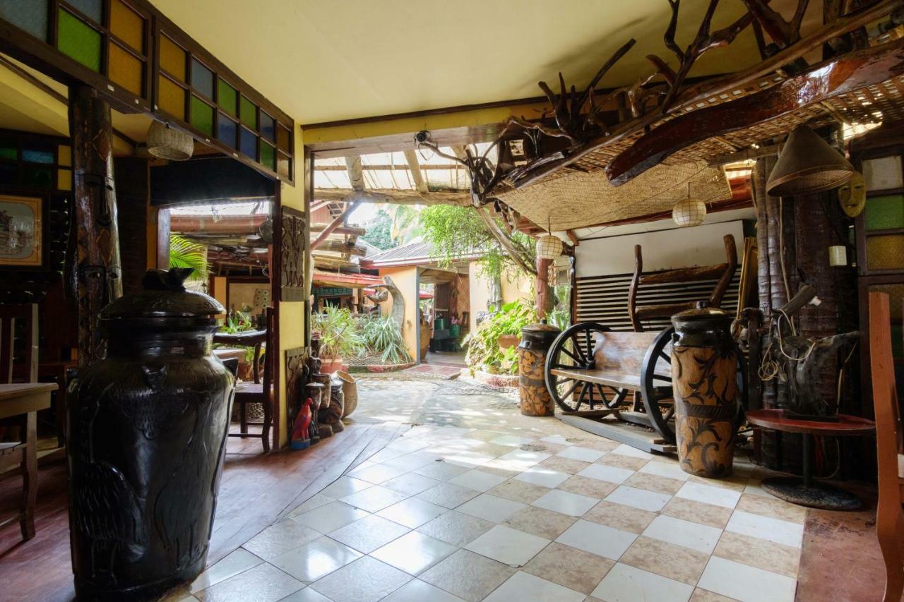 OYO 621 De Loro Inn Puerto Princesa Buitenkant foto