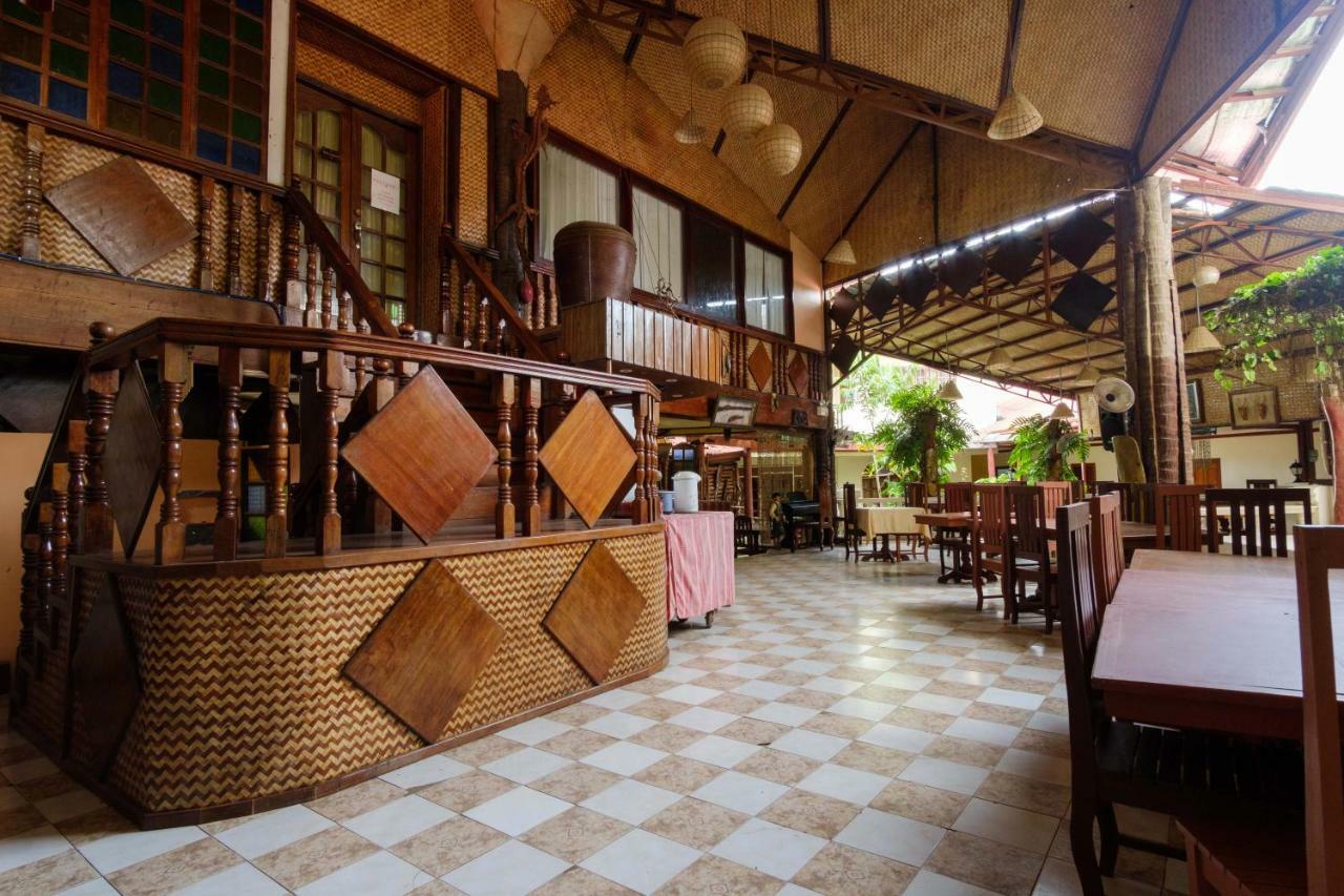 OYO 621 De Loro Inn Puerto Princesa Buitenkant foto